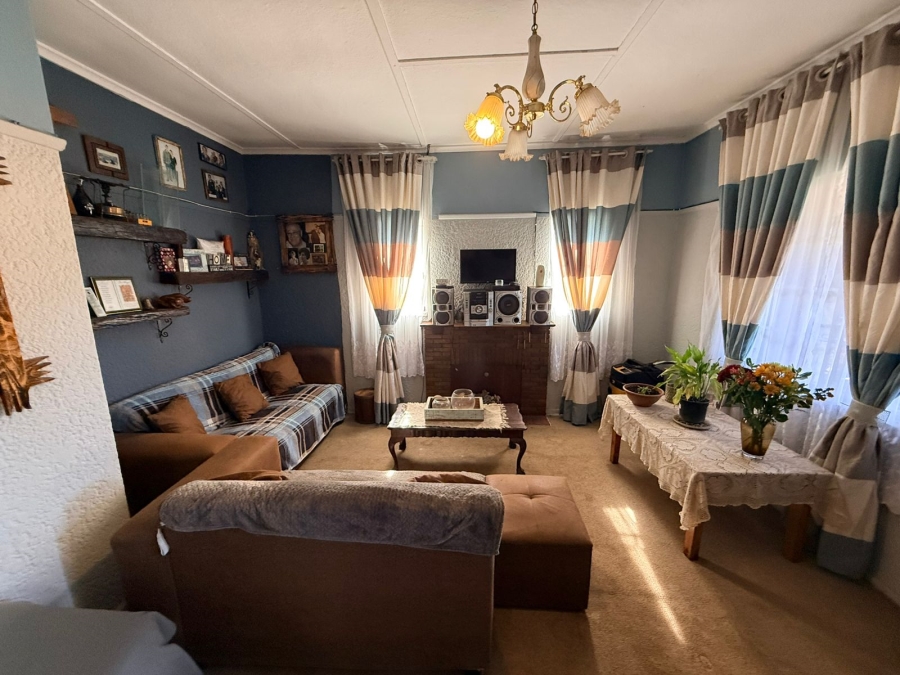 3 Bedroom Property for Sale in Rouxpark Western Cape